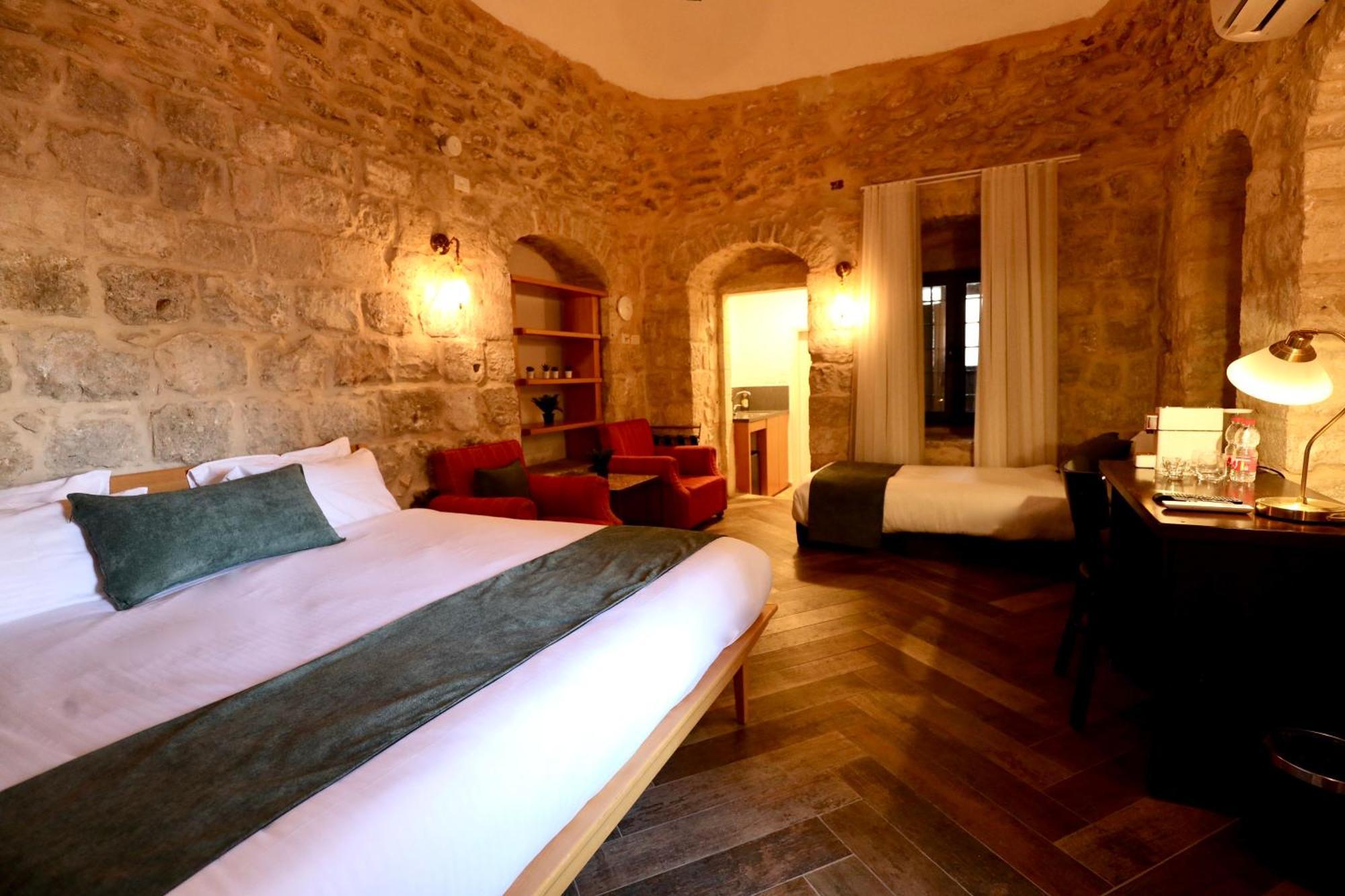 Petrakis Inn Jerusalem Ngoại thất bức ảnh