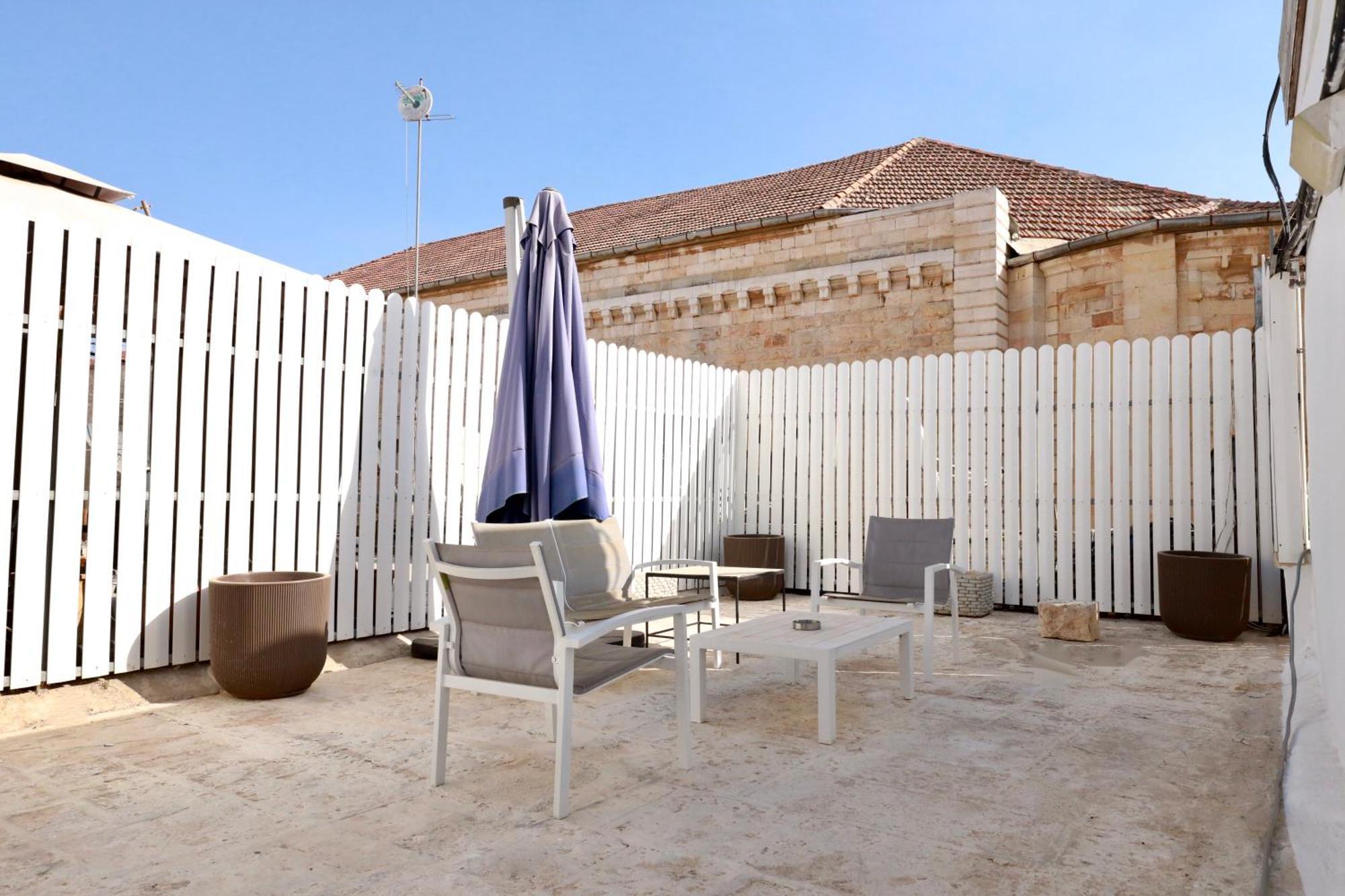 Petrakis Inn Jerusalem Ngoại thất bức ảnh