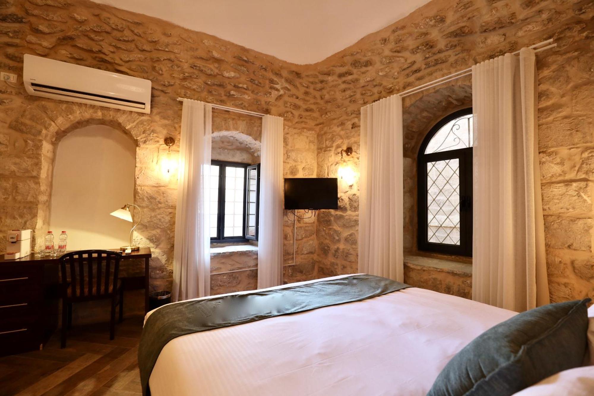 Petrakis Inn Jerusalem Ngoại thất bức ảnh